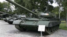 Tour 256PanzermuseumEast1