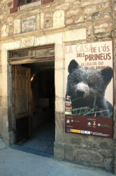 1. Casa del Oso Pardo