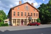 Steak N' Stein Lock 27 Tavern